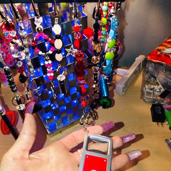 Roach clips / keychains - Picture 3 of 8